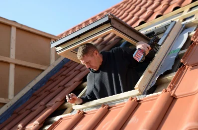 Pose de fenêtres de toit Velux à Soumans